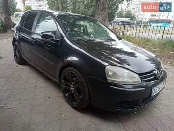 Авто Volkswagen Golf 2004 № 8918498