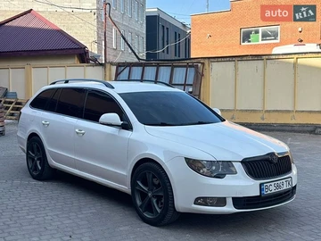 Авто Skoda Superb 2011 № 8918739