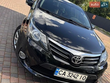 Авто Toyota Avensis 2015 № 8918744