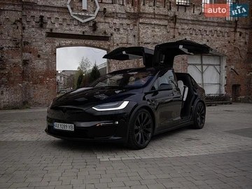 Авто Tesla Model X 2022 № 8918793