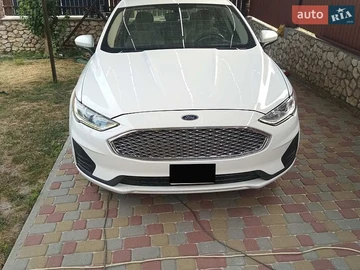 Авто Ford Fusion 2019 № 8919109