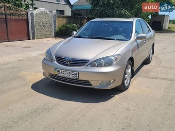 Авто Toyota Camry 2004 № 8919168