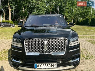Авто Lincoln Navigator 2019 № 8919376