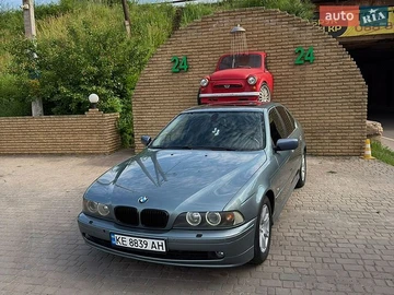 Авто BMW 5 Series 2001 № 8919459