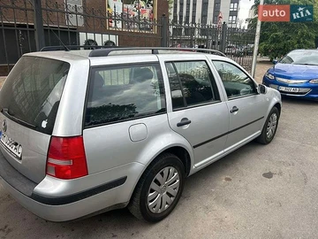Авто Volkswagen Golf 2004 № 8919793