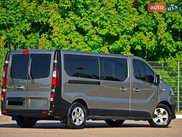 Авто Renault Trafic 2015 № 8920066