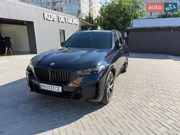 Авто BMW X5 2023 № 8920196