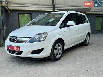 Авто Opel Zafira 2012 № 8920321