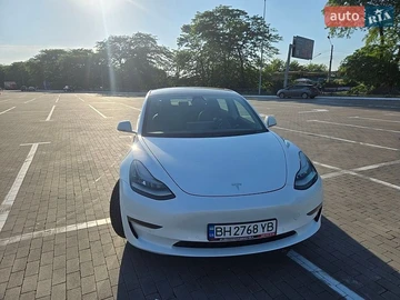 Авто Tesla Model 3 2019 № 8920368