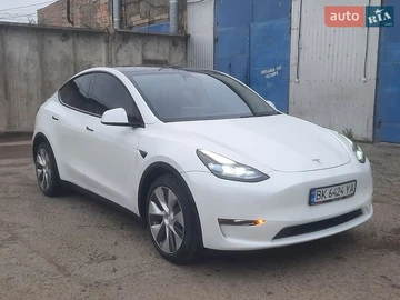Авто Tesla Model Y 2020 № 8920455
