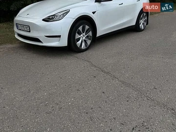Авто Tesla Model Y 2021 № 8920558