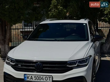 Авто Volkswagen Tiguan 2019 № 8920576