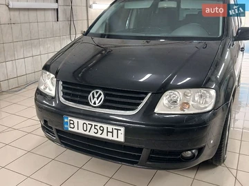 Авто Volkswagen Touran 2005 № 8920778