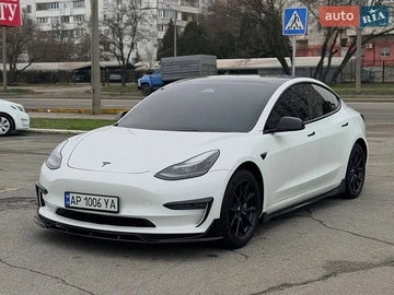 Авто Tesla Model 3 2022 № 8921020