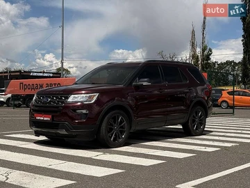 Авто Ford Explorer 2018 № 8921036