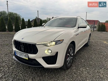 Авто Maserati Levante 2017 № 8921049