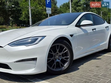 Авто Tesla Model S 2021 № 8921133