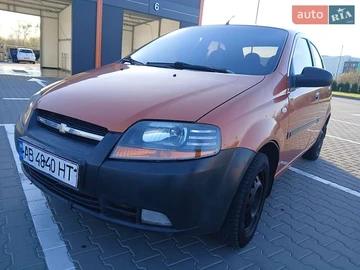 Авто Chevrolet Aveo 2005 № 8921248
