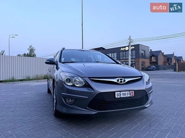 Авто Hyundai I30 2012 № 8921503