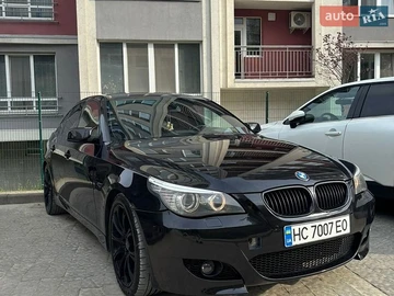 Авто BMW 5 Series 2003 № 8921515