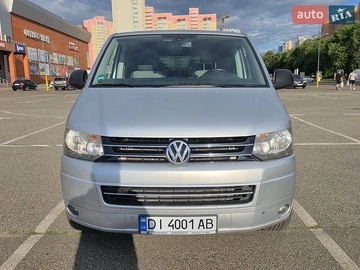 Авто Volkswagen Multivan 2011 № 8921639