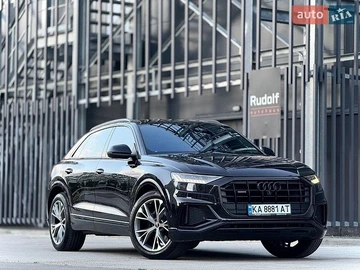 Авто Audi Q8 2021 № 8921833