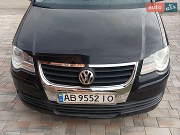 Авто Volkswagen Touran 2007 № 8921949