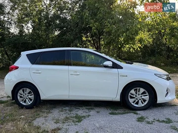 Авто Toyota Auris 2013 № 8922289