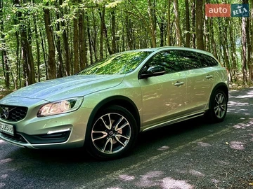 Авто Volvo V60 Cross Country 2016 № 8922462