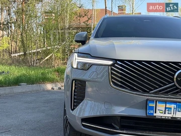 Авто Volvo Xc90 2025 № 8922478