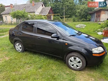 Авто Chevrolet Aveo 2005 № 8922506