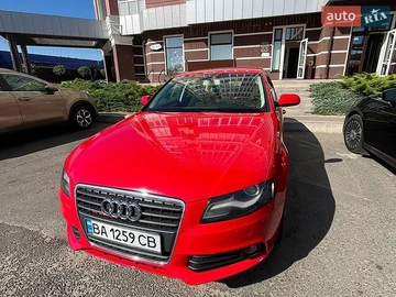 Авто Audi A4 2010 № 8922508