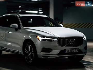 Авто Volvo Xc60 2021 № 8922612