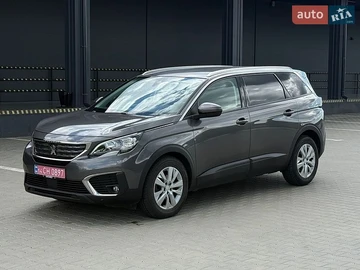 Авто Peugeot 5008 2017 № 8922666