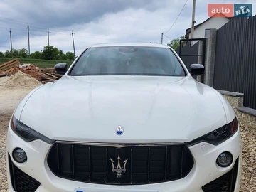 Авто Maserati Levante 2019 № 8922721