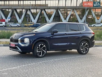 Авто Mitsubishi Outlander 2023 № 8922757
