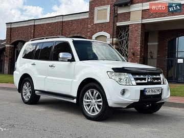 Авто Mitsubishi Pajero Wagon 2013 № 8922814