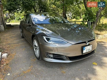 Авто Tesla Model S 2016 № 8922821