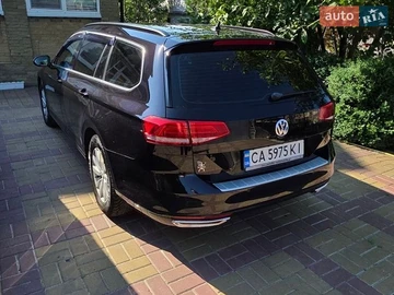 Авто Volkswagen Passat 2017 № 8922933