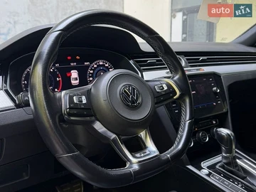 Авто Volkswagen Passat 2017 № 8922935