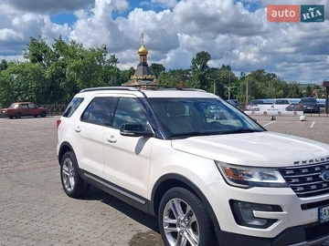 Авто Ford Explorer 2017 № 8922940
