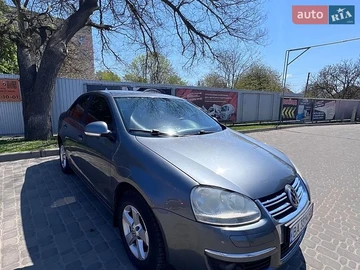 Авто Volkswagen Jetta 2008 № 8923085