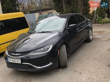 Авто Chrysler 200 2015 № 8923097
