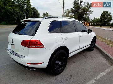 Авто Volkswagen Touareg 2012 № 8923122