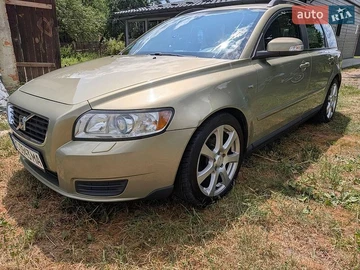 Авто Volvo V50 2009 № 8923305