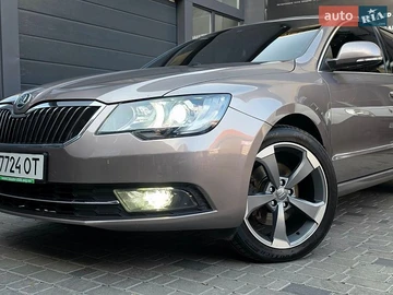 Авто Skoda Superb 2013 № 8923326