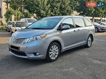 Авто Toyota Sienna 2013 № 8923331