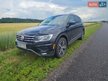 Авто Volkswagen Tiguan 2019 № 8923362