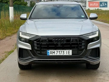 Авто Audi Q8 2021 № 8923469