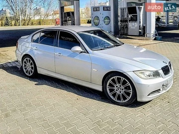 Авто BMW 3 Series 2005 № 8923575